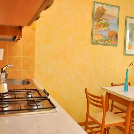 アパート One-bedroom With Big Terrace - By Beahost