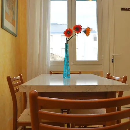 Appartamento One-bedroom With Big Terrace - By Beahost *